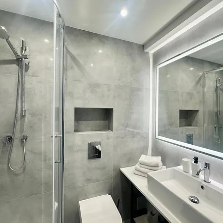 公寓 Suzanne Q4apartments *